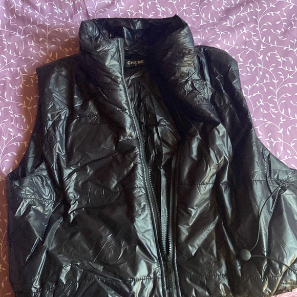 ChicMe zip up sleeveless puffer vest black M New - Picture 3 of 5